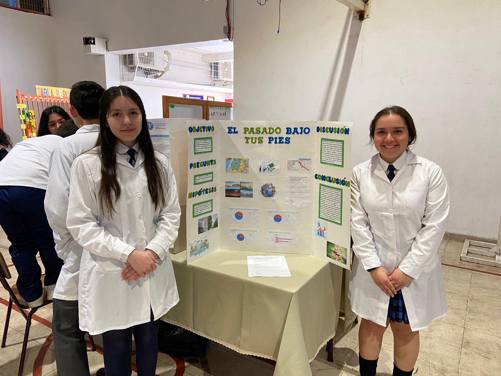 Participación en feria científica del colegio San José de San Javier