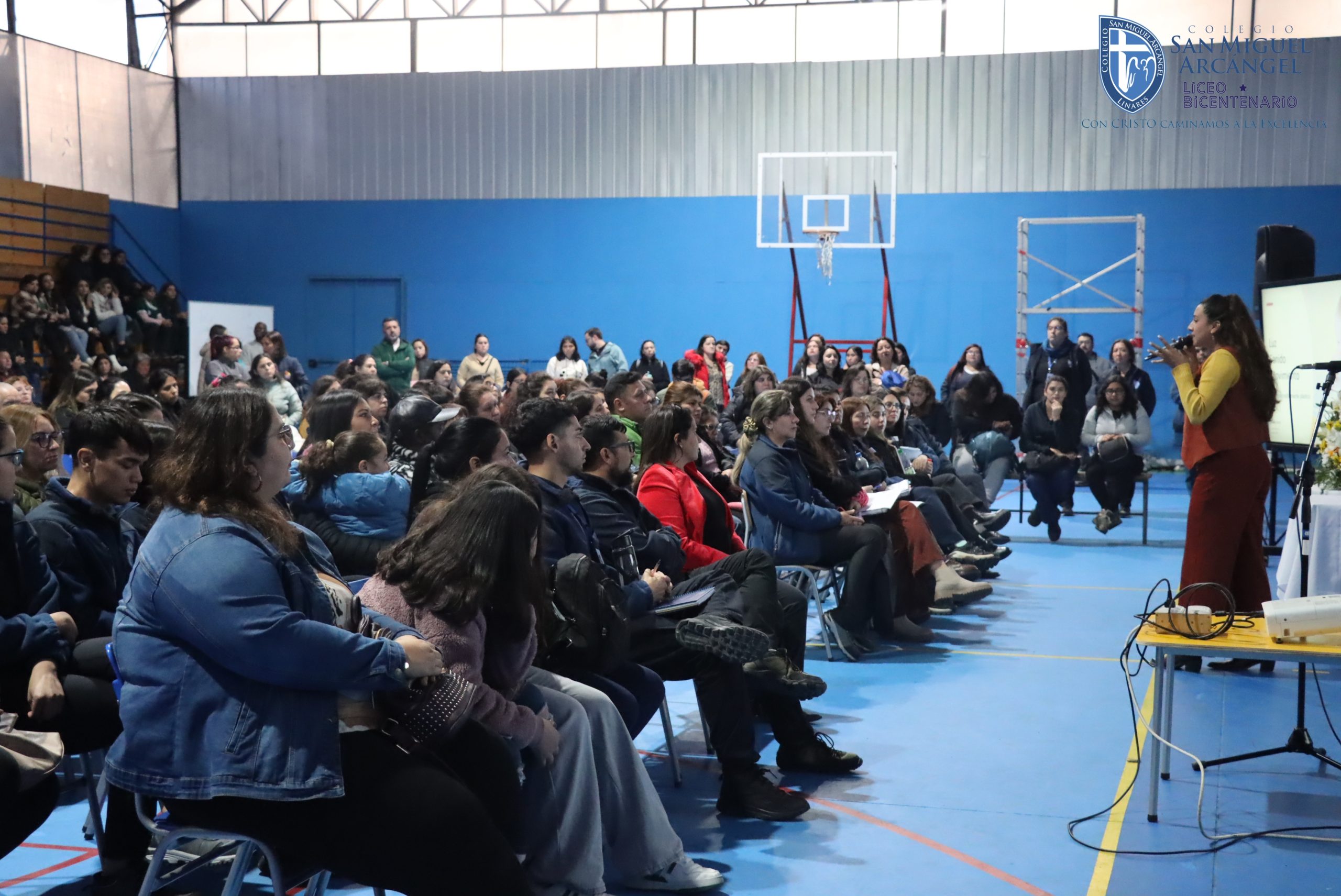 Charla Educativa Programa PASOS: “El impacto de las pantallas, tecnologías y redes en el desarrollo de niños y niñas” para Apoderados