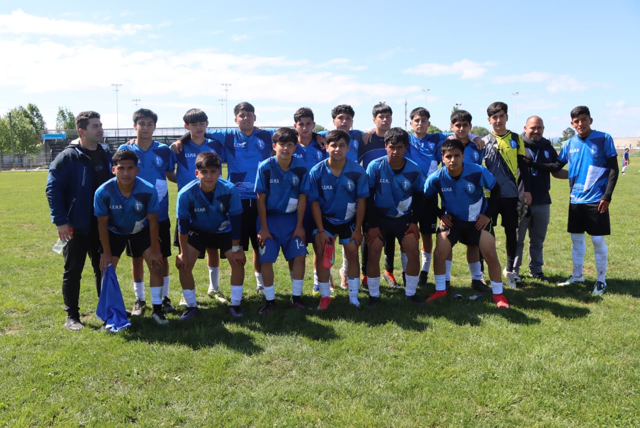 Selección Fútbol SMA Pasa a Semifinales